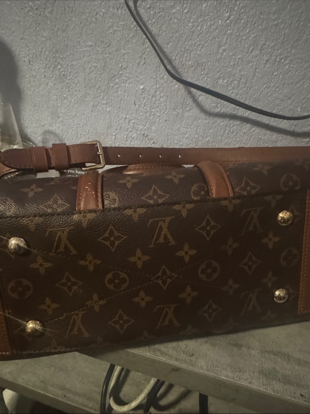 Louis Vuitton Monogram Canvas Handbag - Brown & Gold Hardware - Picture 6 of 7